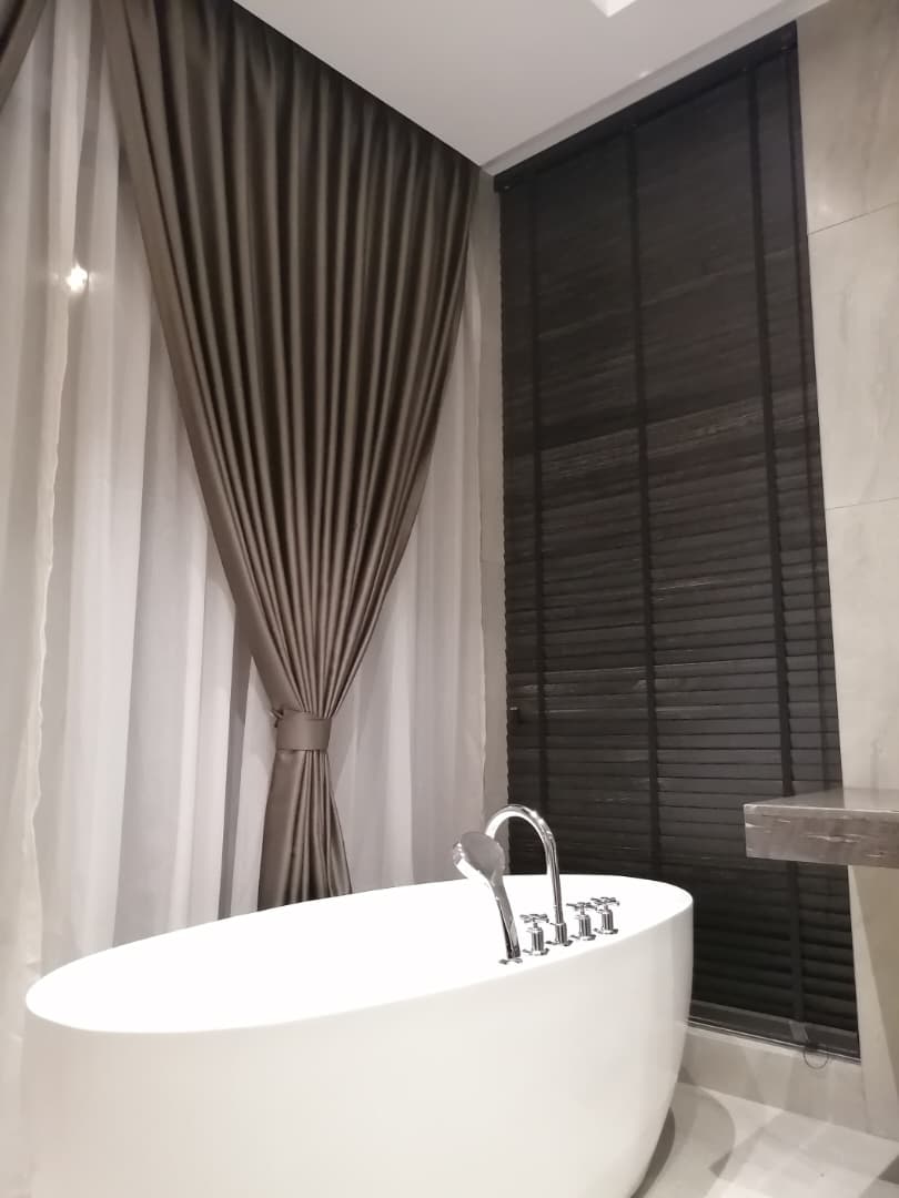 TIMBER PS BLINDS & LANTEX BLIND